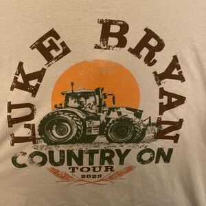 Luke Bryan Country On Tour Dates 2023 Beige T-Shirt Size Large Tractor